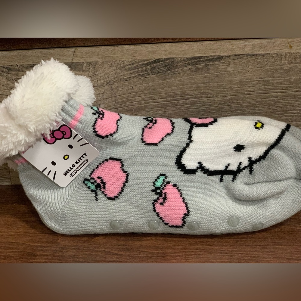 Hello Kitty Cozy Warmers Socks GREY and PINK - NEW